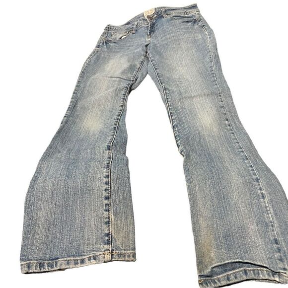 Aeropostale size 5/6 regular style name Chelsea bootcut excellent condition - Picture 1 of 2